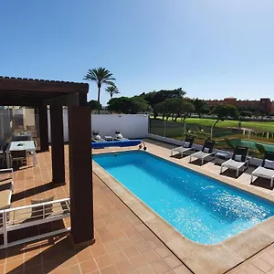 https://villa-bella-on-golf-in-la-estancia-caleta-fuste-fuerteventura.hotelsfuerteventura.org