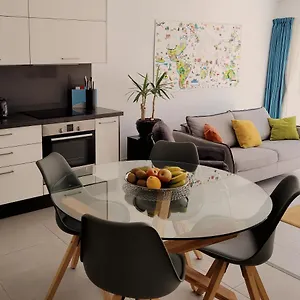 https://modern-spacious-apartment-in-costa-adeje-torviscas.adeje-hotels.com